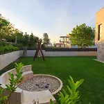 Villa Lorka *