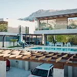 Villa Lorka *